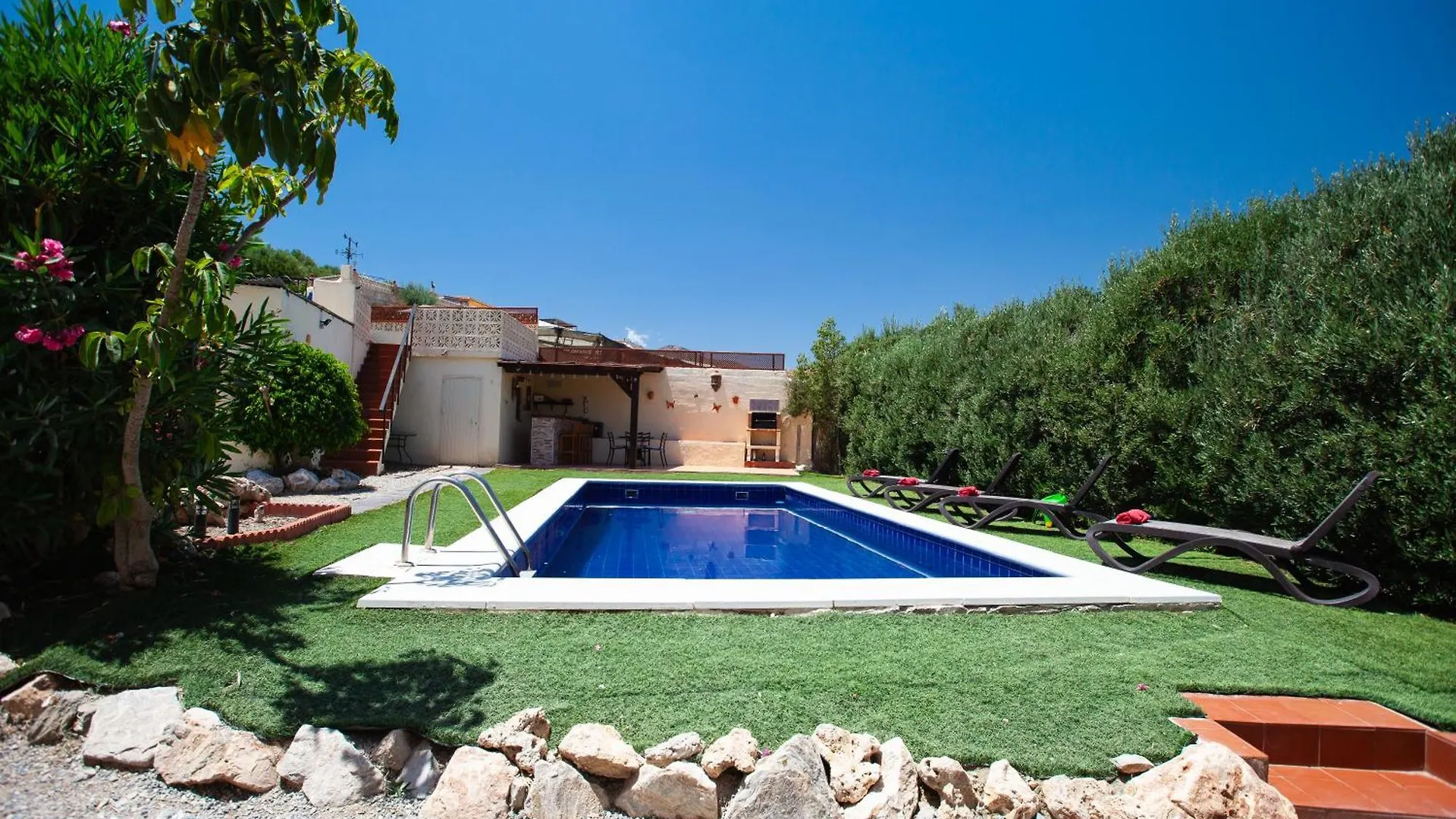 Cortijo Salobrena Villa 0*,